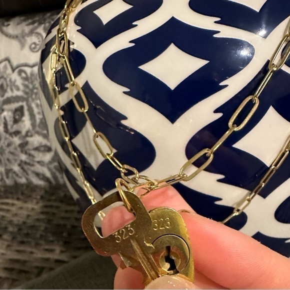 LV lock and key #323 on a necklace set. - Picture 6 of 6